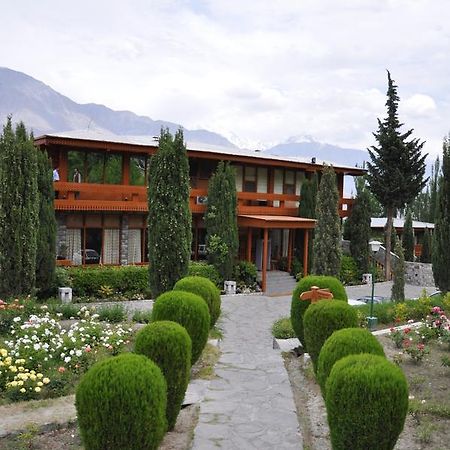 Gilgit Serena Hotel Εξωτερικό φωτογραφία