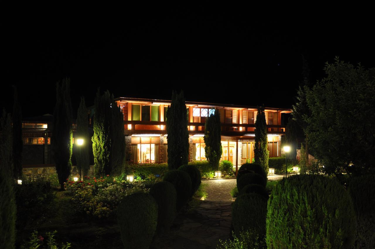 Gilgit Serena Hotel Εξωτερικό φωτογραφία