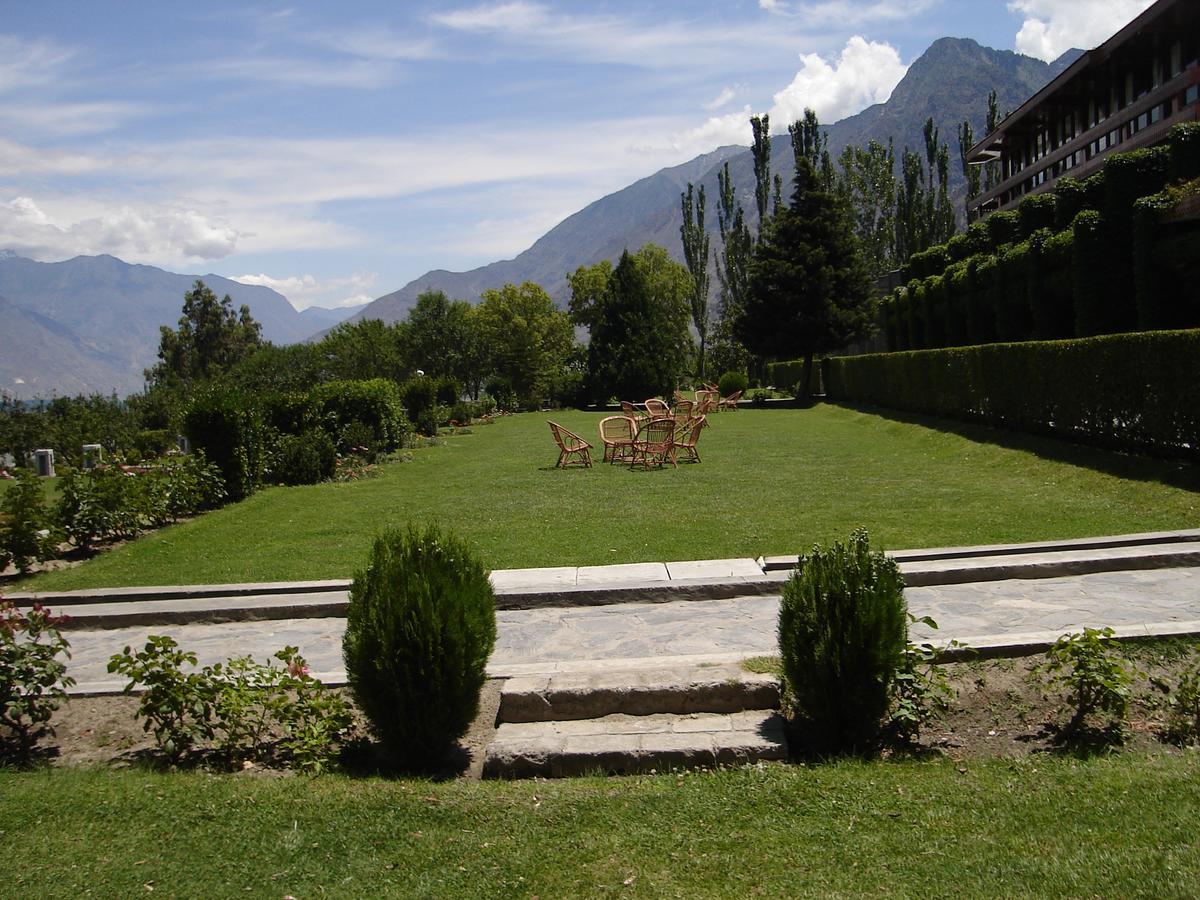 Gilgit Serena Hotel Εξωτερικό φωτογραφία