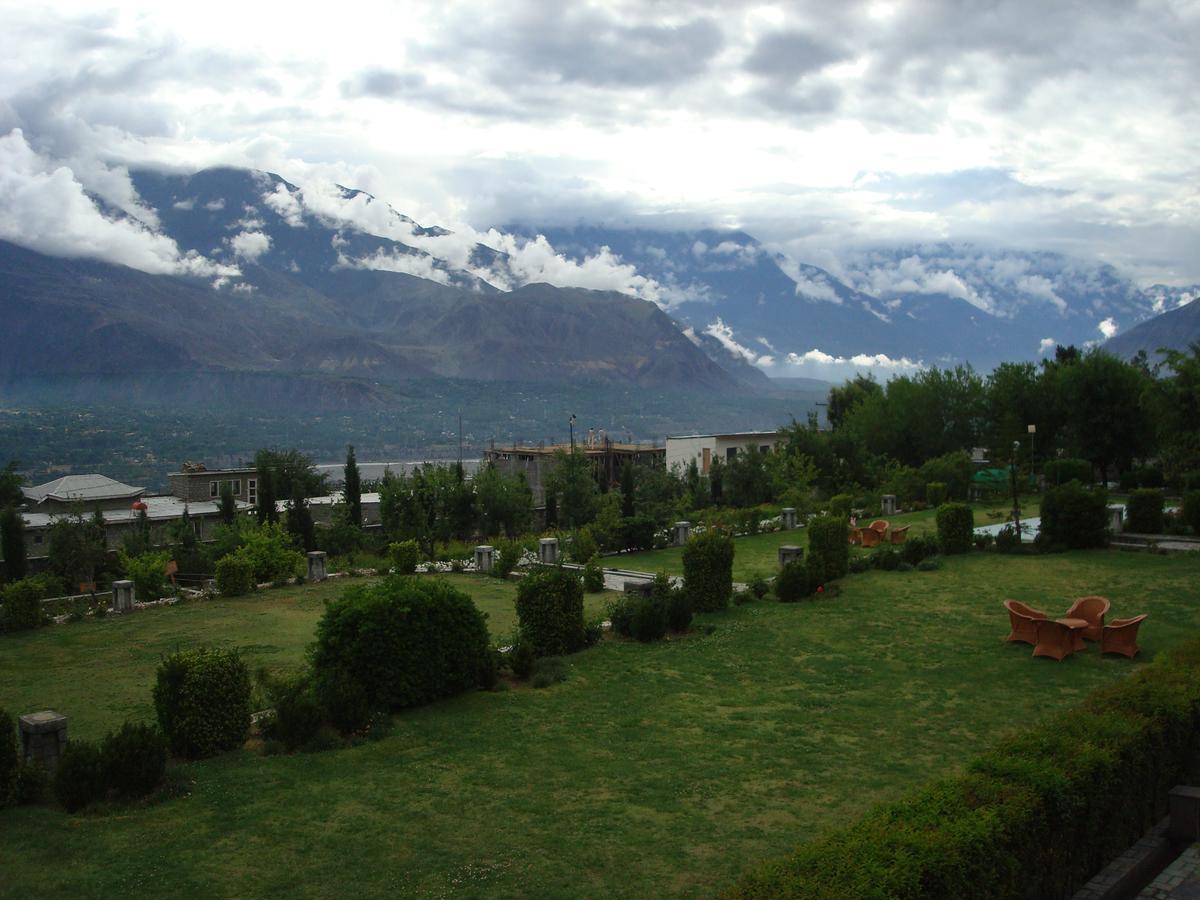 Gilgit Serena Hotel Εξωτερικό φωτογραφία