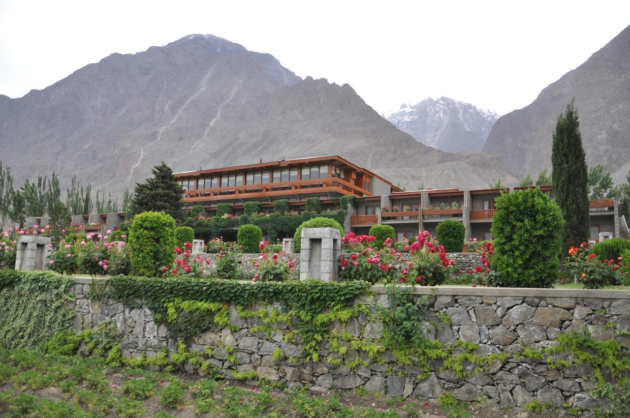 Gilgit Serena Hotel Εξωτερικό φωτογραφία