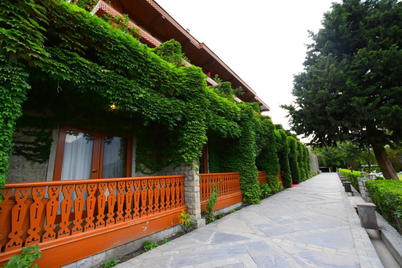 Gilgit Serena Hotel Εξωτερικό φωτογραφία