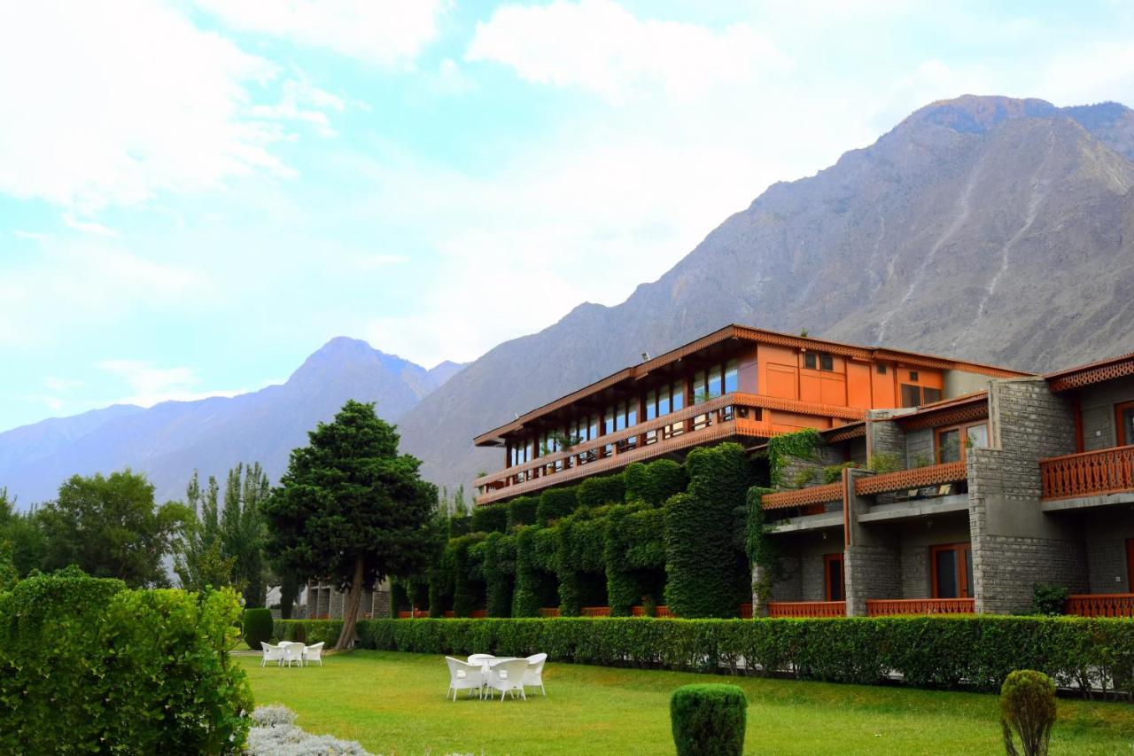 Gilgit Serena Hotel Εξωτερικό φωτογραφία